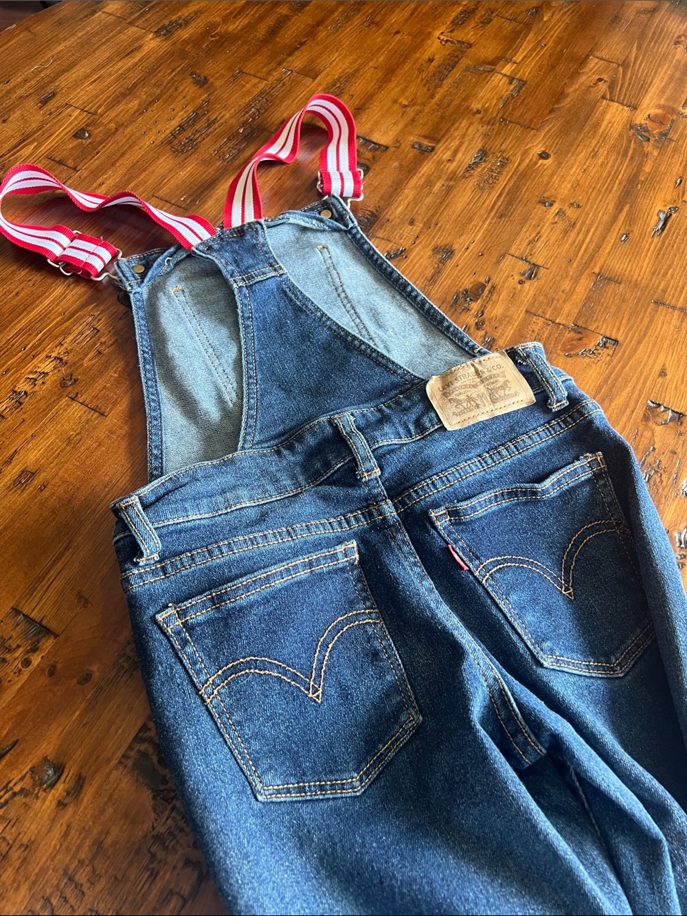Adorable denim overalls size 10 flashy red straps - Picture 4 of 5